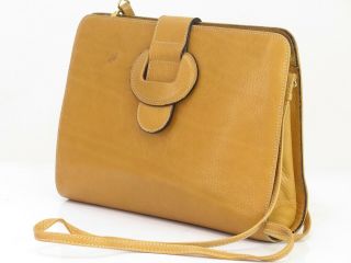 Auth Salvatore Ferragamo Vintage Shoulder Bag Purse Leather Italy 18596122