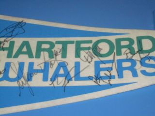 VINTAGE HARTFORD WHALERS AUTOGRAPHED PENNANT - SIGNED BY 27 - FRANCIS - LIUT - DINEEN 5