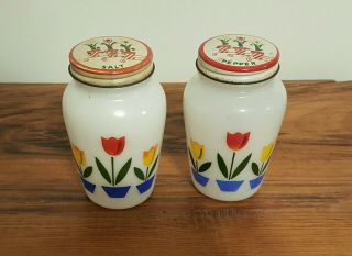 Vintage Fire King Tulip Salt & Pepper Shakers - Retro - Kitchen - Collectible