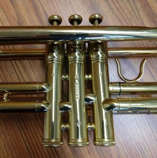 Vintage King 061 Bb Gold Trumpet With Hard Case,  7C Mouth Piece 4