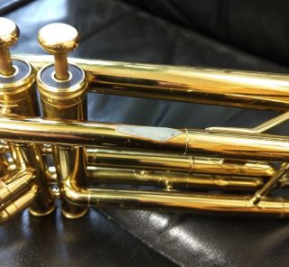 Vintage King 061 Bb Gold Trumpet With Hard Case,  7C Mouth Piece 6