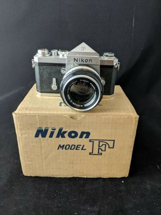 Vintage Nikon F 35mm Camera Nikkor - S Auto 50mm F1.  4 Very