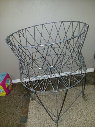 Vintage Allied Collapsible metal wire laundry display basket with wheels 2