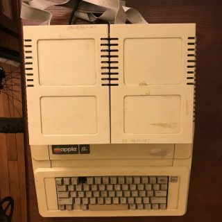 RARE Vintage Apple IIe Computer with Monitor,  2 Floppy Drives,  20 Floppy Disks 7