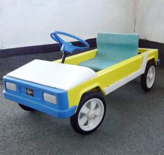 VINTAGE 1970 RUSSIAN PEDAL CAR YELLOW RESTORED CAR VERY RARE 10