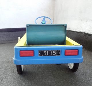 VINTAGE 1970 RUSSIAN PEDAL CAR YELLOW RESTORED CAR VERY RARE 4