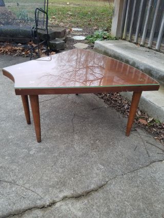 Mid Century Modern WEDGE TABLE By Merton Gershon for American of Martinsville 2