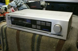 JVC A - X30 VINTAGE CLASSIC INTEGRATED AMPLIFIER 2