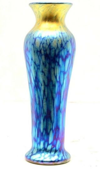 Vtg Lundberg Studios Hand Blown Iridescent Bud Vase Art Glass 7.  5 " Tall Signed