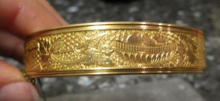Rare Vintage Hayward 12k Gold Filled Etched Fruit Basket Leaves Bangle Bracelet
