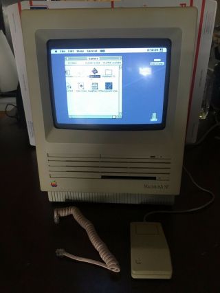 Vintage 1980s Apple Macintosh SE with Tote bag,  Mouse,  orig power chord 2