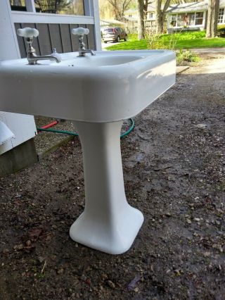 Vintage Pedestal Sink 3