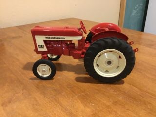 Vintage International Toy Tractor,  Farmall,  Caseih,  1/16 Scale Ertl,  Eska
