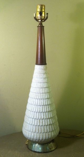 Vintage Mid Century Modern Ceramic & Wood Speckled Textured Table Lamp 1950s