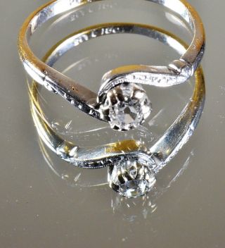 Vintage 18 Carat Gold & Platinum Diamond Solitaire Ring C 1950 Size K 1/2 1.  9g