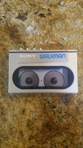 Vintage Sony Walkman Wm - 10 - World 