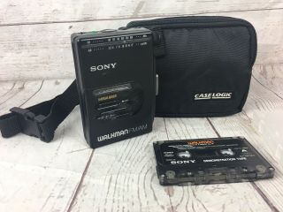 Vintage Sony Cassette Walkman Am Fm Wm - F2065 Demo Tape Concerto Case Logic Case