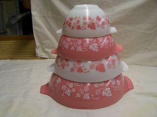 Vintage Set Of 4 Pyrex Pink & White Gooseberry Cinderella Mixing Bowls From 1963