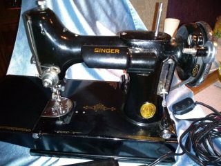 Antique Singer Featherweight 221 - 1 Sewing Machine 1934