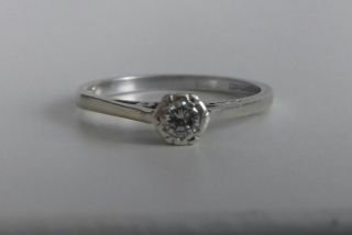 Vintage Jg Ltd 9 Carat Gold & Diamond Engagement Ring
