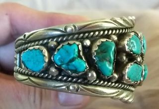 VINTAGE 1950s NAVAJO ? INDIAN 16 STONE TURQUOISE STERLING SILVER CUFF BRACELET 4