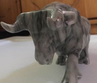 Vintage Hand Carved Onyx Bull Marble Gray Black Figurine Sculpture 10.  5 Inches