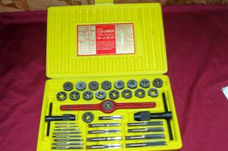 Vintage Columbia Usa Master Tap And Die Set 4 - 40 To ½ - 20 Auto Car Mechanics
