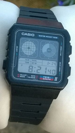 Casio AE - 21W Twin Graph Vintage LCD Digital Watch - Much sought after 5