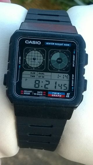 Casio AE - 21W Twin Graph Vintage LCD Digital Watch - Much sought after 6
