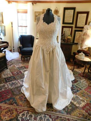 Gorgeous Off White Wedding Gown Beaded Bodice English Net - Dupioni Silk Size 16