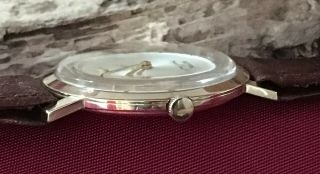 Mens,  ' Hefik Royal Seal ' 17 Jewel gold handwind watch with sub dial.  9ct gold 6