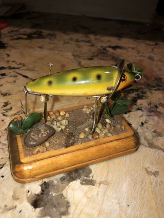 Vintage Heddon 210 surface Minnow Frog Spot Glass Eyes Fishing Lure Bass Bait 5