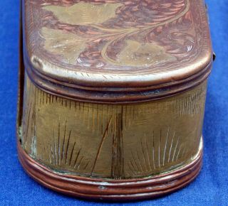 Rare 17th century Dutch engraved copper & brass inlaid tobacco box circa 1680 12
