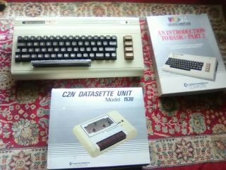 Vintage Commodore Vic 20 Keyboard W/cassette And Booklets