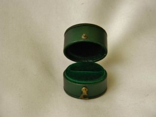 Vintage Leatherette Ring Box w/ Edinburgh Sterling Silver Top NR 2