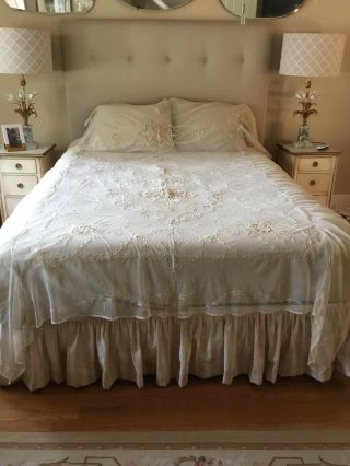 Rare Antique Vintage Tambour Lace And Netting Embroidered Ecru Bed Coverlet