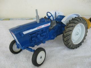 Vintage Ford 4000 Farm Tractor Ertl Wide Front End 1/12 Scale Was Repainted