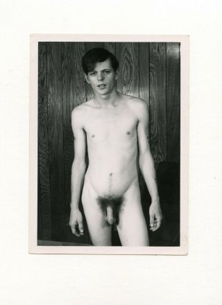 32 Vintage Photo Unknown Studio Male Nude Man 1970 