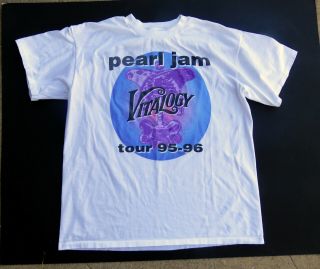 Vintage 1995 Pearl Jam Vitalogy Tour T Shirt