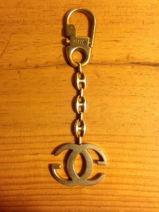 Vintage Gucci Italy Logo Key Chain Ring 5