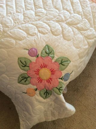 Vintage Bucilla Bouquet Appliqué Quilt Made From A Kit 11