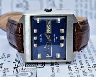 Unique and rare vintage Titoni Space Star large Swiss men ' s automatic watch 3