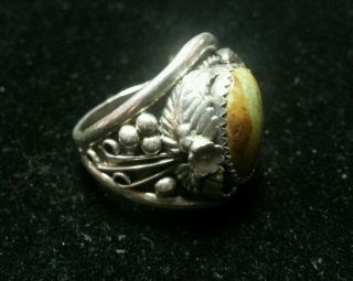 Vintage Old Pawn Sterling Silver Mens Ring with Green Royston Stone Sz: 11 3/4 3