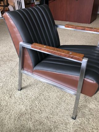 Paidar Barber Waiting Area Chair.  Solid Vintage Item