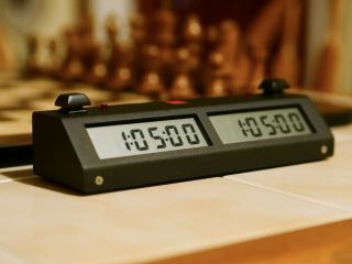 Chronos Chess Clock Black - Best clock ever Full - length.  RARE w/ BAG 2