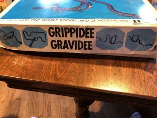 Vintage Sears GRIPPIDEE GRAVIDEE Deluxe Set by TOMY w/ 2 Rockets and 21 Access 2