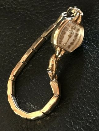 Vintage Lady Elgin 17 Jewel Wrist Watch 14k Solid Gold Case