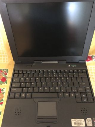 Vintage Gateway Solo 2500 Laptop With Case,  Instruction Booklet,  And Charger.
