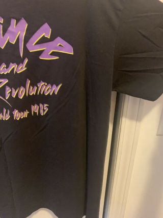 Vtg 1985 Prince and the revolution world tour T - shirt.  True vintage M. 7