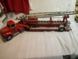 VINTAGE 1955 Tonka Ladder Fire Truck for a 64 Year Old Toy. 3